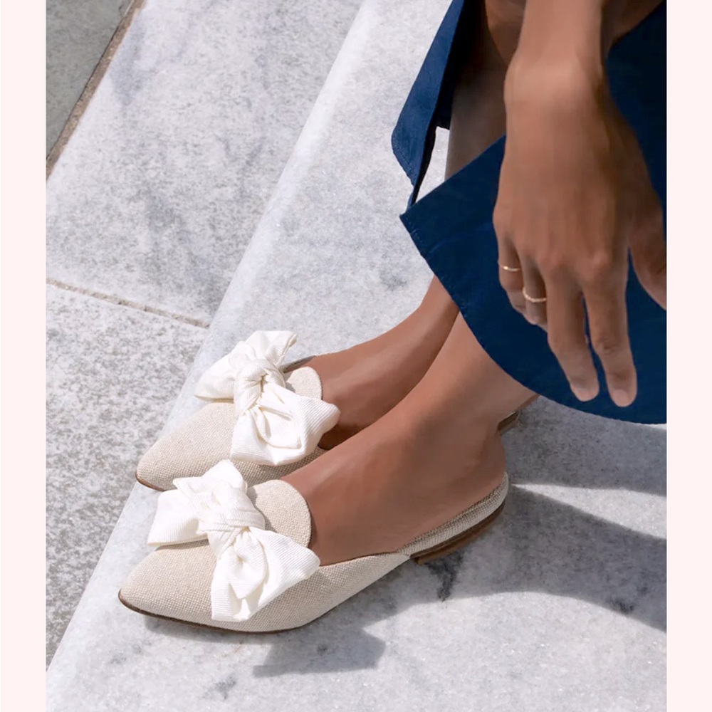 Margaux “The Mule” Flat